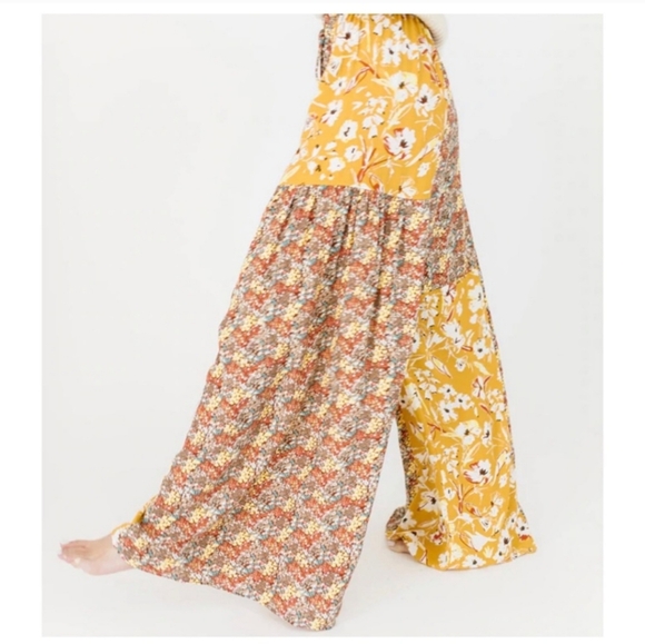 Floral Bohemian Wide Leg Pant - Picture 4 of 4